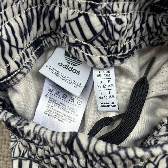 Adidas zebra jogger zip sweatsuit 12-18 mo🦓 - Picture 6 of 6